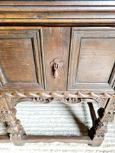 Load image into Gallery viewer, 17th Century Style Oak Dresser