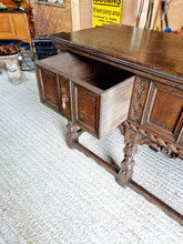 Load image into Gallery viewer, 17th Century Style Oak Dresser