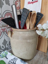 Load image into Gallery viewer, Vintage French Confit Pot