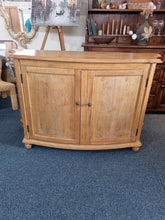 Load image into Gallery viewer, Oak Sideboard By Coachouse