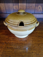 Load image into Gallery viewer, T G Green Vintage Casserole Dish With Lid British iconic brand