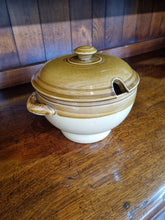 Load image into Gallery viewer, T G Green Vintage Casserole Dish With Lid British iconic brand