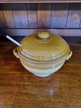 Load image into Gallery viewer, T G Green Vintage Casserole Dish With Lid British iconic brand