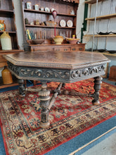 Load image into Gallery viewer, Early 20thC Oak And Octagonal Library Table