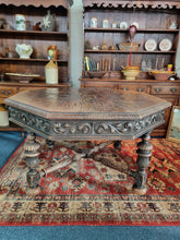 Load image into Gallery viewer, Early 20thC Oak And Octagonal Library Table