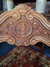 Load image into Gallery viewer, Vintage Savonarola Chair 1960's Renaissance Style