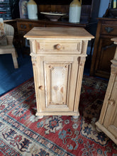 Load image into Gallery viewer, Pair of Victorian pine bedside cupboards