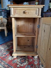 Load image into Gallery viewer, Pair of Victorian pine bedside cupboards