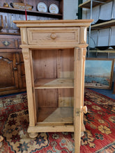 Load image into Gallery viewer, Pair of Victorian pine bedside cupboards