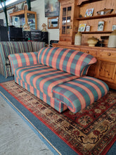 Load image into Gallery viewer, Parker Knoll Sofa & Sofa Bed