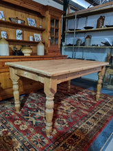 Load image into Gallery viewer, Farmhouse Vintage Scrub Top Pine Dining Table