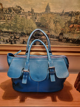 Load image into Gallery viewer, Innue Italian Leather Handbag