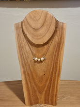 Load image into Gallery viewer, Vintage Monet Necklace