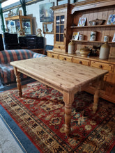 Load image into Gallery viewer, Farmhouse Vintage Scrub Top Pine Dining Table