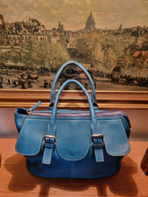 Load image into Gallery viewer, Innue Italian Leather Handbag
