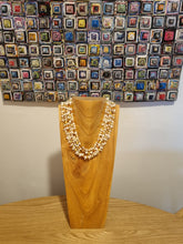 Load image into Gallery viewer, Vintage Monet Strand Necklace