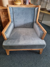 Load image into Gallery viewer, Hardwood Showframe Wingback Armchair
