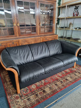 Load image into Gallery viewer, Ekornes Manhatten Black Leather Sofa