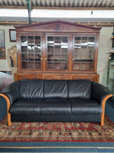 Load image into Gallery viewer, Ekornes Manhatten Black Leather Sofa
