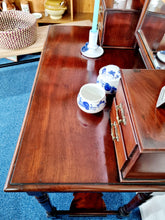 Load image into Gallery viewer, Antique Victorian Walnut Dressing Table