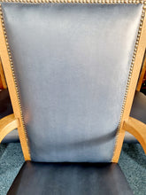 Load image into Gallery viewer, Solid Oak Table & Six Dining Chairs