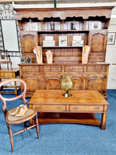 Load image into Gallery viewer, Walnut Coffee Table