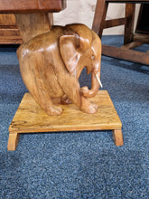 Load image into Gallery viewer, Elephant side table