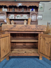 Load image into Gallery viewer, Fabulous Heavy Solid Butchers Block