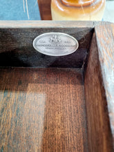 Load image into Gallery viewer, Titchmarsh & Goodwin Oak Hall Table