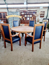 Load image into Gallery viewer, Solid Oak Table & Six Dining Chairs