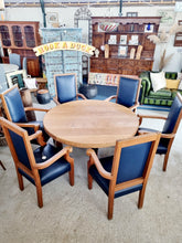 Load image into Gallery viewer, Solid Oak Table & Six Dining Chairs