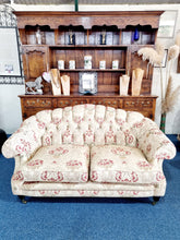 Load image into Gallery viewer, Cottage Suite