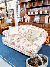 Load image into Gallery viewer, Cottage Suite