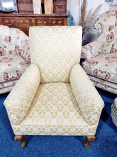 Load image into Gallery viewer, Early 20th Century Arm Chair