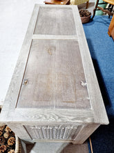 Load image into Gallery viewer, HUGE Chest / Blanket Box / Toy Chest
