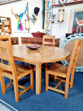Load image into Gallery viewer, Oak Extending Dining Table