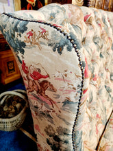 Load image into Gallery viewer, Button Back Sofa