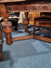 Load image into Gallery viewer, Solid Oak Jacobean Style Extending Dining Table & Six Leather Dining Chairs