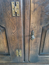 Load image into Gallery viewer, Bevan Funnell HUGE Oak Sideboard Handmade In England - Charlotte Rose Interiors