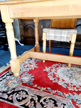 Load image into Gallery viewer, Solid Oak Dining Table & Four Dining Chairs