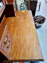 Load image into Gallery viewer, Early 20th Century Walnut Mirror Back Dressing Table