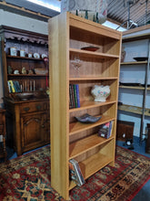 Load image into Gallery viewer, Light oak bookcase
