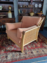 Load image into Gallery viewer, Bamboo Large Snuggle/Love Seat By Angraves of Leicester
