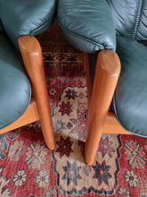 Load image into Gallery viewer, Ekornes Stressless Green Leather And Teak Three Piece Suite
