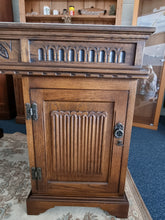 Load image into Gallery viewer, Oak Twin Pedestal Partners Desk Old Charm By Woods Brothers With Original Keys

