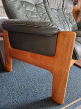Load image into Gallery viewer, Ekornes Stressless Green Leather And Teak Three Piece Suite

