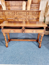 Load image into Gallery viewer, Titchmarsh &amp; Goodwin Oak Hall Table
