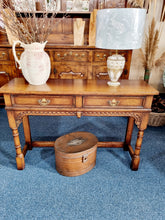 Load image into Gallery viewer, Titchmarsh &amp; Goodwin Oak Hall Table
