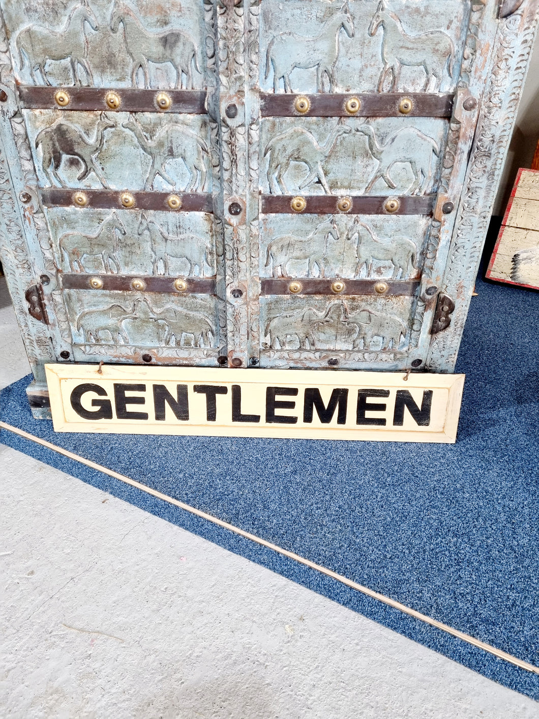 Hand Painted Gentlemen Sign