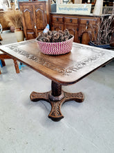 Load image into Gallery viewer, Carved Oak 19th Century Breakfast Table
